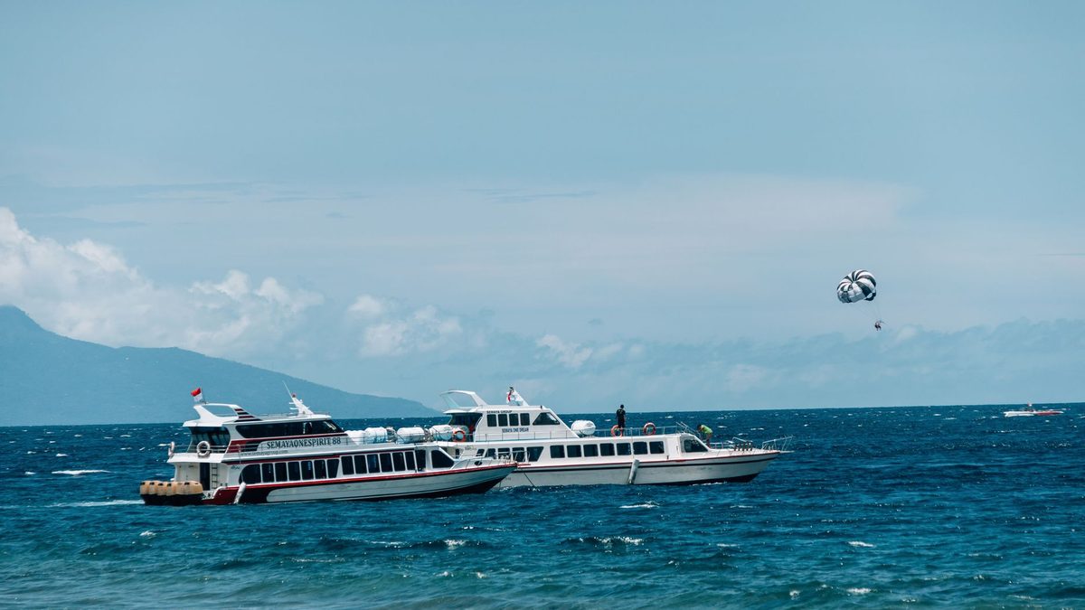 Fast boats crossing the sea off Bali